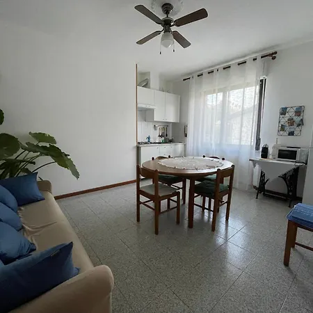 L'erbetta Fra Le Cinque Terre E La Val Di Vara Riccο del Golfo di Spezia