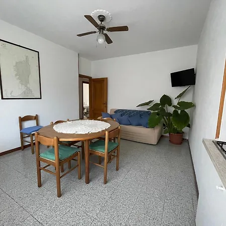 L'erbetta Fra Le Cinque Terre E La Val Di Vara * Riccò del Golfo di Spezia