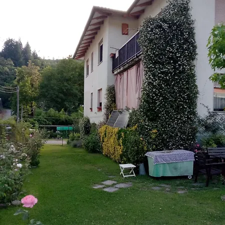 L'erbetta Fra Le Cinque Terre E La Val Di Vara Riccò del Golfo di Spezia